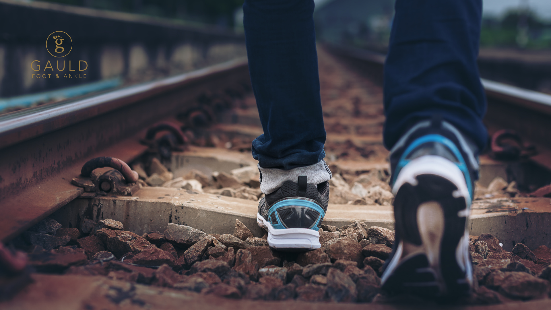 Best Shoes to Wear After a Foot Fracture: Supporting a Safe Recovery